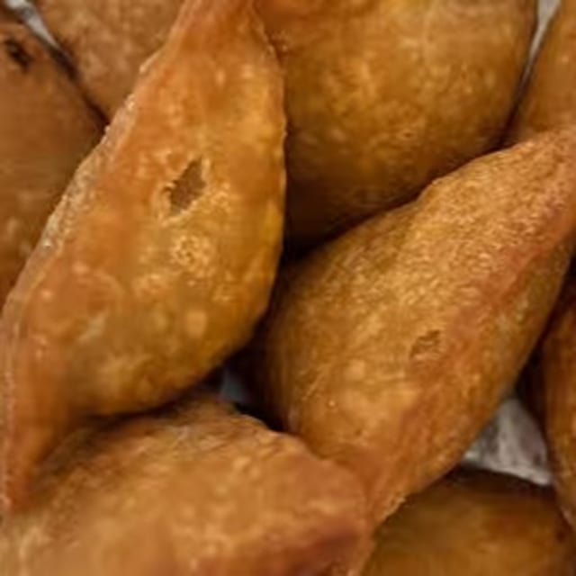 Chicken Samosa (2ct King Size).